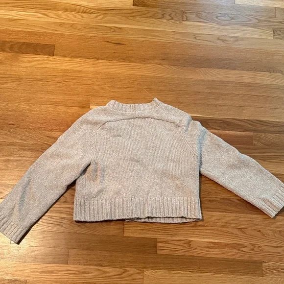 Abercrombie & Fitch Beige Cardigan Sweater - Picture 3 of 3